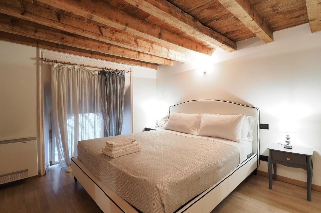 Unique Duomo Luxury Property Μιλάνο Εξωτερικό φωτογραφία